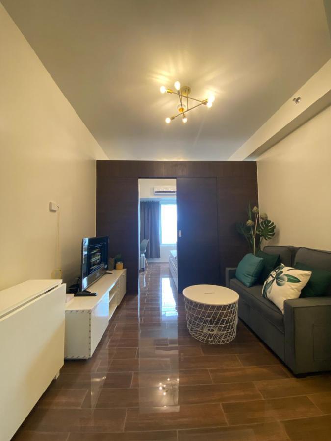 Air Residences 4439 Makati City Bagian luar foto